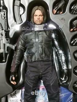 HOT TOYS Marvel Civil War Captain America Winter Soldier 1/6 Figure Genuine