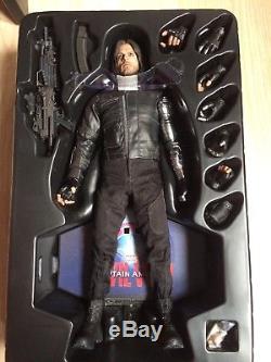 Hot Toys Civil War Winter Soldier (Bucky)