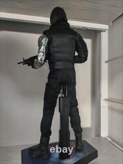 Hot Toys Winter Soldier Civil War 1/6 Action Figure No Box