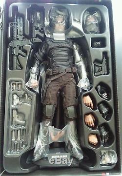 Hot Toys used Captain America The Winter Soldier 1/6 Winter Soldier Civil War