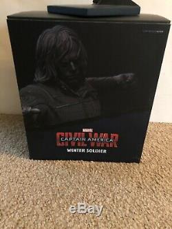 Iron Studios Winter Soldier Bucky Captain America Civil War Statue 1/10 Scale