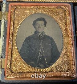 Lot of 4 Antique Union Civil War Soldier Tintype in Embossed Gold Foil Framed