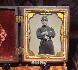 Mint Armed Civil War soldier tintype in thermoplastic case