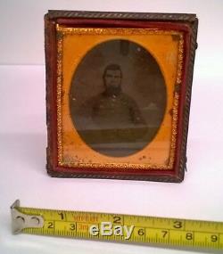 Old Civil War soldier tin type Photo