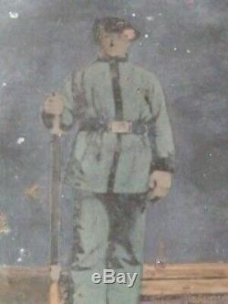 RARE CIVIL WAR SOLDIER FULL PLATE TINTYPE 6 1/2 X 8 1/2 INCHES hand colored