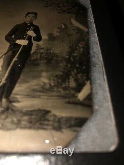 RARE EXTREMELY YOUNG CIVIL WAR ARMED SOLDIER 6th Plate TINTYPE GUN RIFLE KEPI