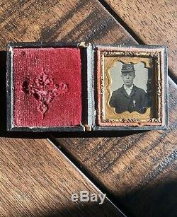 Rare Tintype Photo Boy Wearing Sons of Union Civil War Soldier Veterans Medal