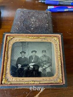 Sharp 1/6 Plate Tintype of Union Soldier and Two Brothers or Friends