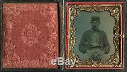 Sixth plate tintype of a Civil War soldier in a full case