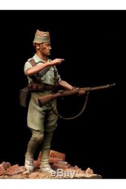 Spanish legionary at Spanish Civil War 54mm 1/32 Tin Painted Toy Soldier Art
