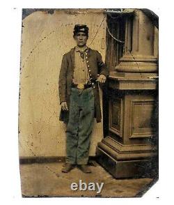 TINTYPE Handcolored CIVIL WAR Soldier with GUN/ WEAPON in Belt with OPEN FROCK COAT