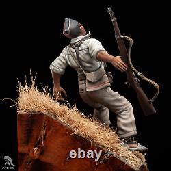 The Falling Soldier at Spanish Civil War v2 54mm Painted Toy Soldier Museum