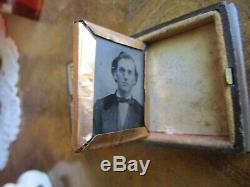 Tintype Gem Civil War Soldier with 3 images in gutta percha case