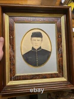 VTG Painting Drawing Photo Civil War Union Soldier in Amazing Period Frame