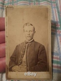 Vintage Civil War Soldier Photograph Photo CDV Louisville, KY Godshaw & Flexner